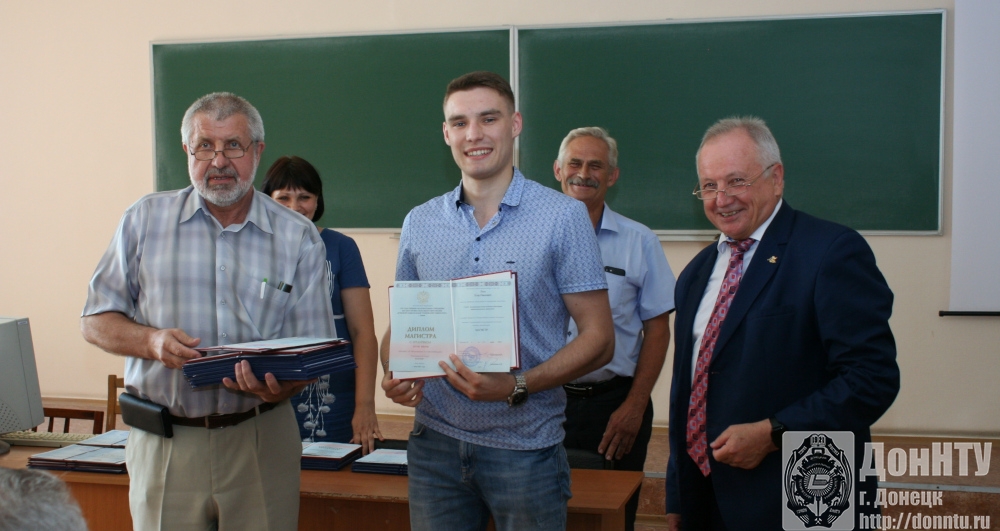 Диплом магистра с отличием получил выпускник ФИММ Егор Лось