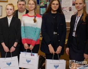 Участницы Балтийского научно-инженерного конкурса