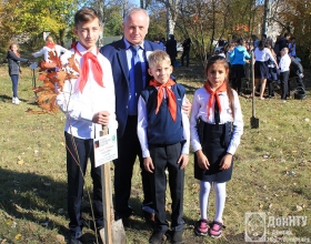 ДонНТУ принял участие в акции «Гагаринский сад»