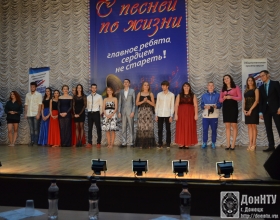 Участники вокального конкурса «Фестиваль им. А. Б. Соловьяненко»