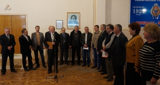 Команда создателей маятника Фуко и организаторы мероприятия