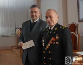 Знака отличия «Шахтерская слава» II степени удостоен проректор А. А. Каракозов