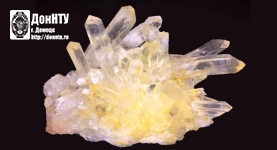 Друза кристаллов горного хрусталя из Нагольного Кряжа (ЛНР)